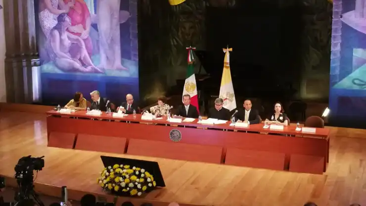 EXPOSICIÓN VATICANO