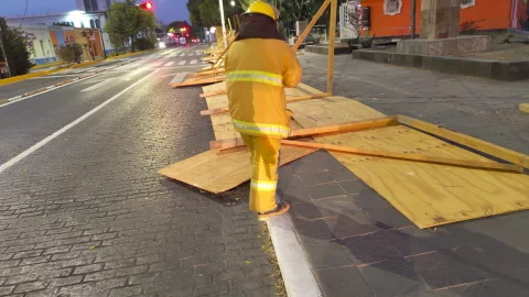 caída de estructura Paseo Bravo