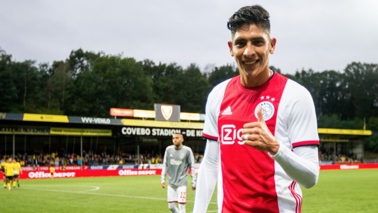Edson Álvarez en su debut con el Ajax