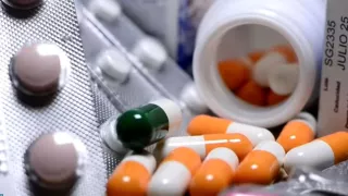 El imperio farmacéutico de Carlos Lomelí: el negocio obscuro de los medicamentos del bienestar