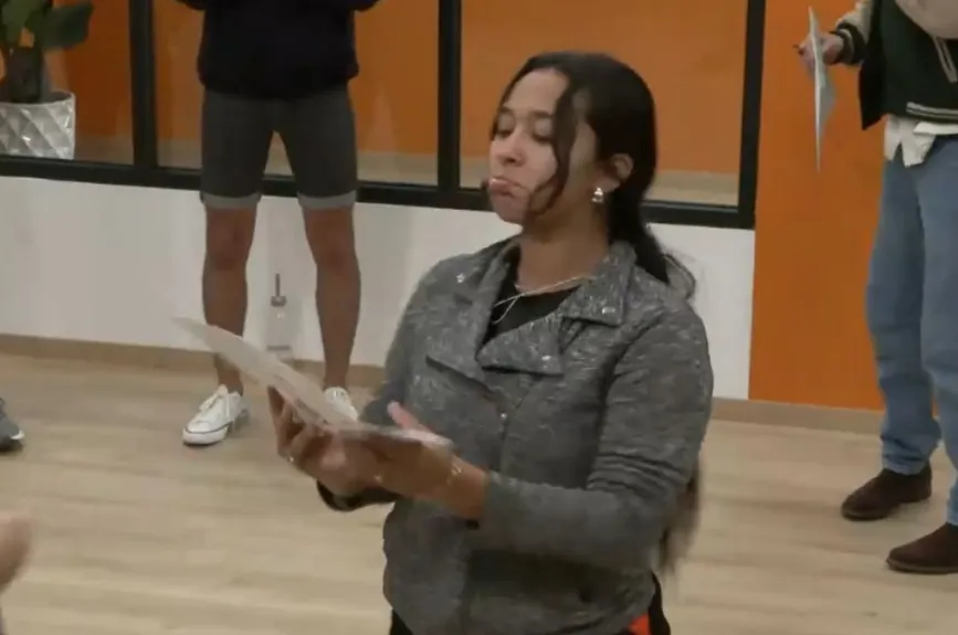 Parece que Brisa es la única que no conocía su tema musical y no fue de su agrado...