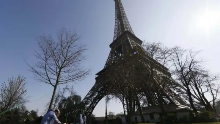 Reuters-Francia-Torre-efemerides.jpg