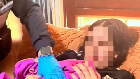 ¡No alcanzó a ir al hospital! Mujer da a luz en el baño de su casa, en León, hoy 7 de febrero; esto sabemos.jpg