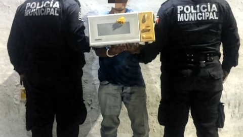 Por presunto robo a casa habitación, detienen a un hombre en Progreso