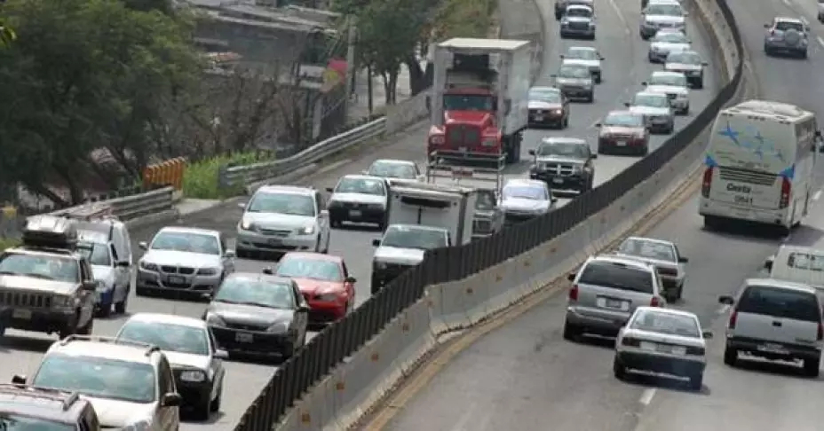 Suspenden programa Hoy No Circula
