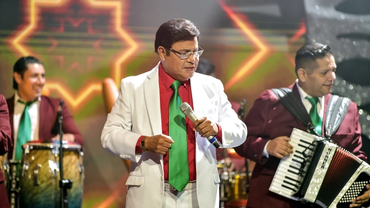 Raymundo, líder de “Rayito Colombiano”, es hospitalizado de emergencia