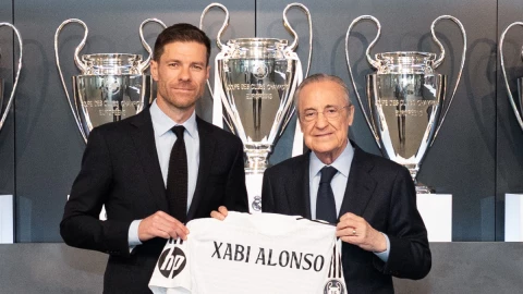 Xabi Alonso y Florentino Pérez