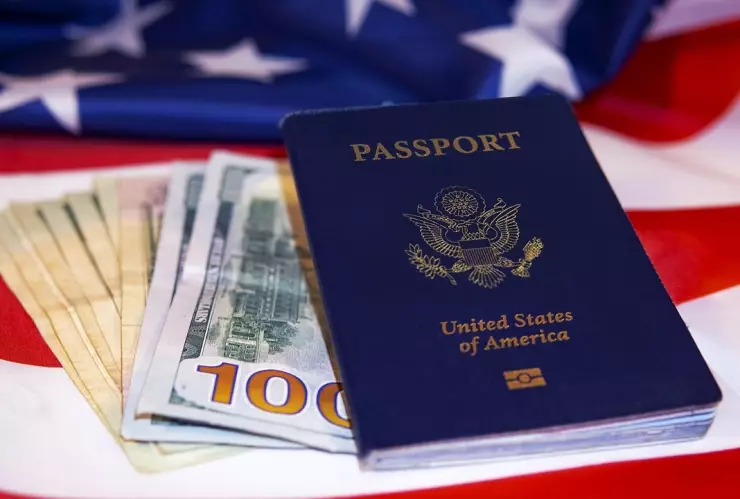 ¿Es posible trabajar con la visa de turista en EU?