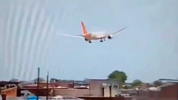Revelan causa del accidente aéreo de Air India: error humano