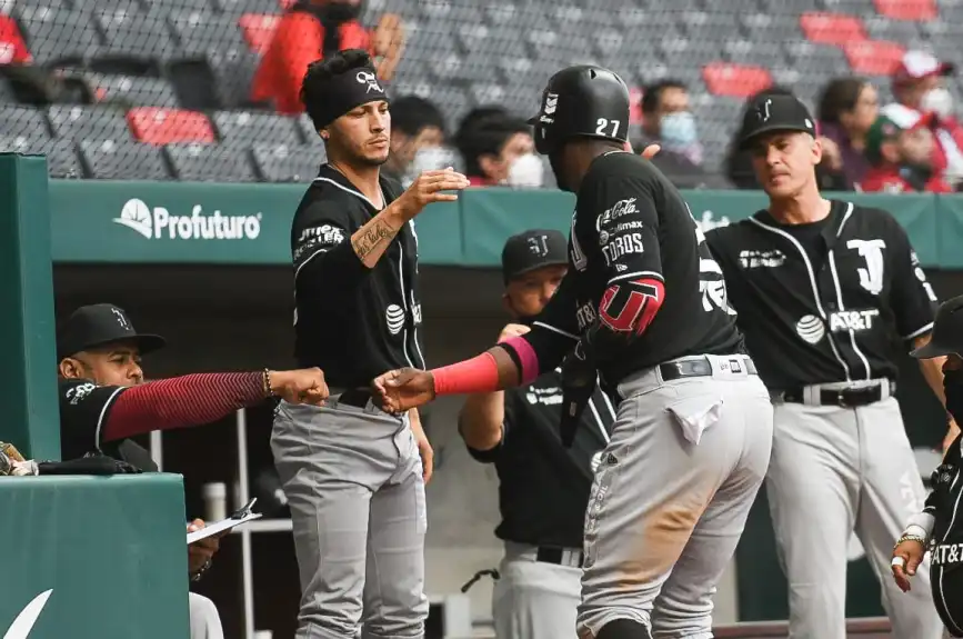Galería: Toros vence 1-0 a los Diablos Rojos para llevarse la serie