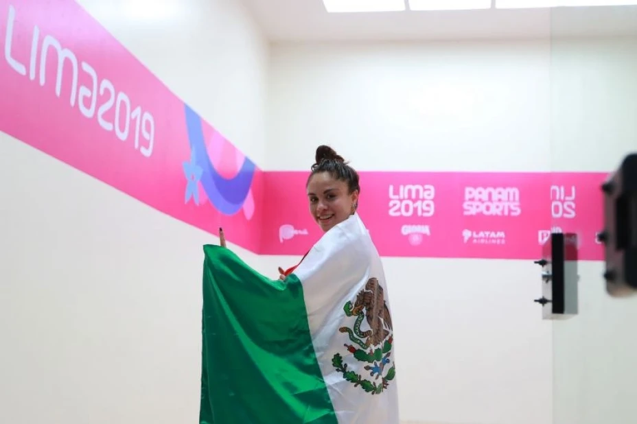 PAOLA LONGORÍA LIMA 2019