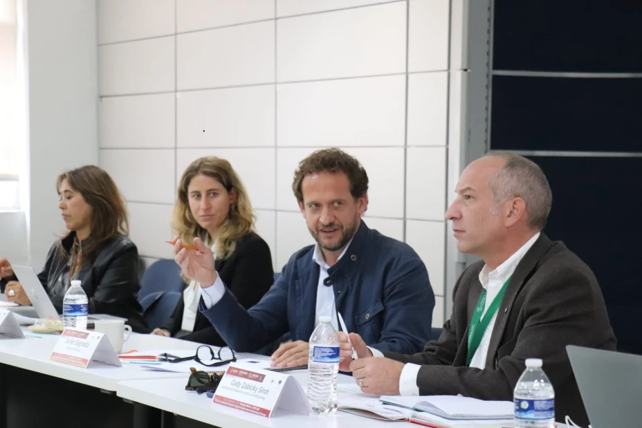 Conadic funcionarios.jpg