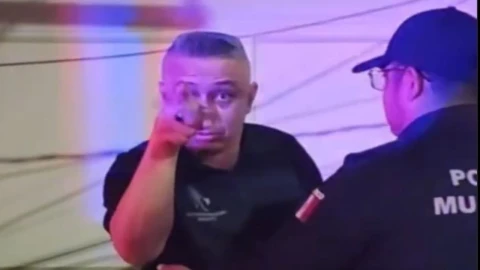 Destituyen al director de la Policía Auxiliar de Cancún por ser captado en estado inconveniente y amenazando a periodista| VIDEO