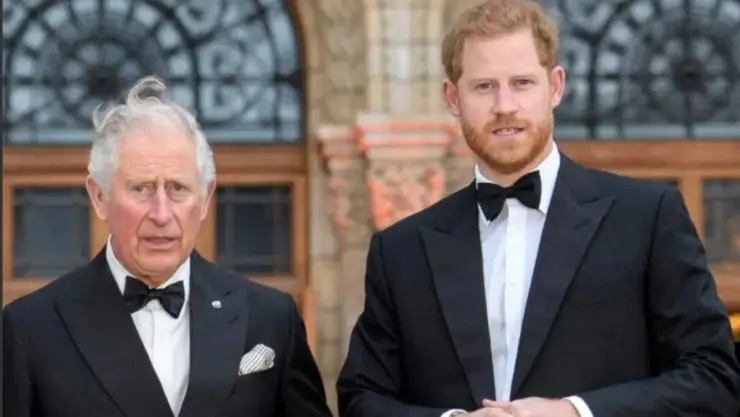 Profecía de Nostradamus: Harry será rey, y no William
