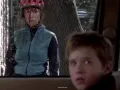 Escena de la película ‘El Sexto Sentido’ (Sixth Sense) con Halley Jeol Osment y Bruce Willis por Azteca 7.