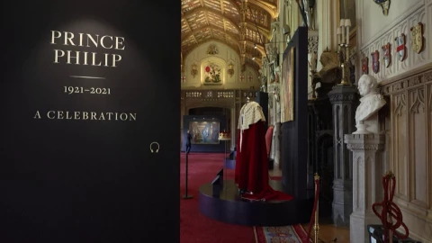 Exposici&oacute;n sobre Pr&iacute;ncipe Felipe en el Castillo de Windsor.