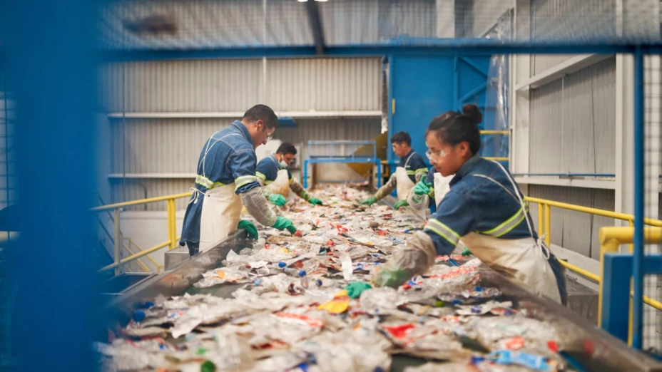 PetStar se convierte en la planta de reciclaje más grande del mundo.png