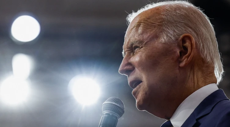“La inflación está disminuyendo”, Biden celebra reduccion de precios