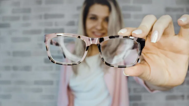 cuanto-tiempo-tardan-los-ojos-en-adaptarse-a-una-nueva-graduacion-lentes.jpg