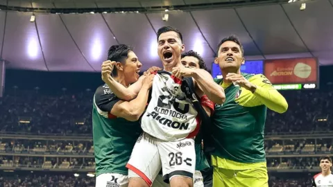 ¡OFICIAL! Beñat San José deja de ser el DT de Atlas