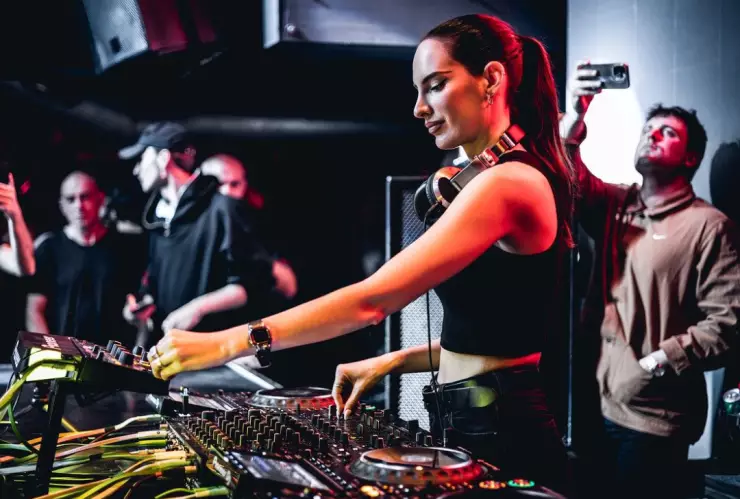 En Quintana Roo impulsan una iniciativa que busca que hoteles y restaurantes paguen un impuesto por música.