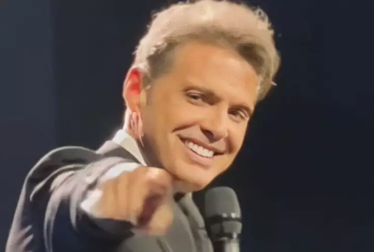 Cantantes que aseguran han muerto y fueron reemplazados por dobles | LISTA.jpg