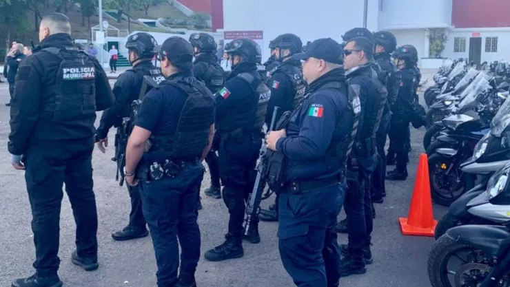 Policías