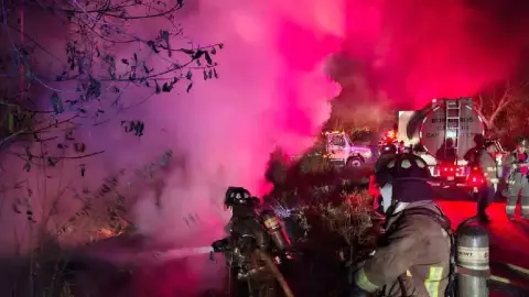 ¡Alerta! Fuerte choque en la carretera Cancún-Mérida causa INCENDIO; esto se sabe