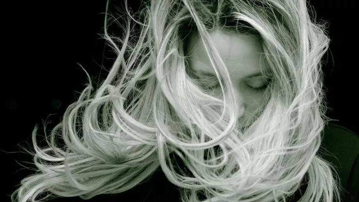 /estilo-de-vida/3-consejos-vitales-tener-cuero-cabelludo-sano-temporada-calor