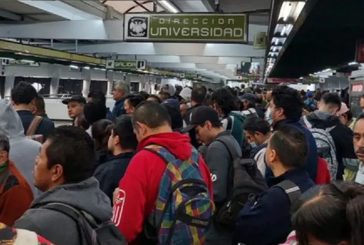 Una persona se arrojó a las vías del Metro CDMX hoy 14 de mayo de 2023.