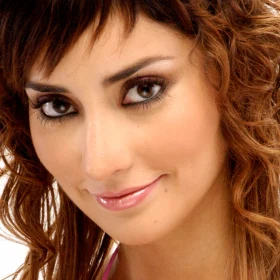 Y cómo olvidar a Bárbara Bazterrica de Amor en custodia