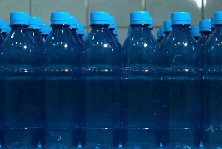 Botellas de plástico