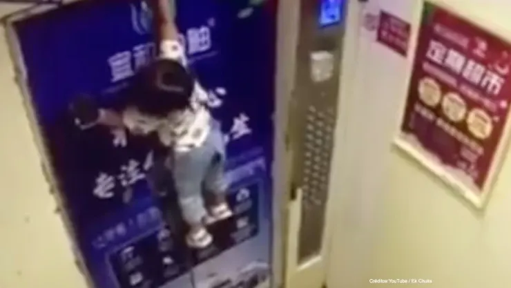 niña atrapada elevador.jpg