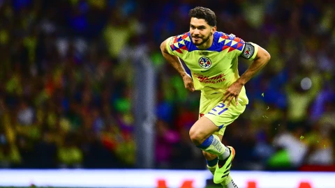 Henry Martín celebra el gol ante Cruz Azul