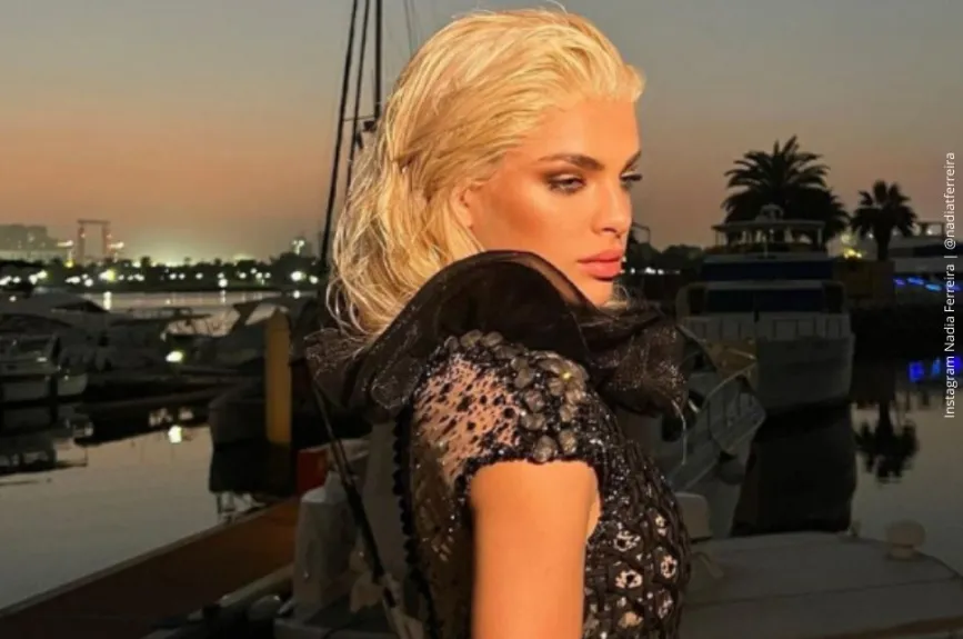 Nadia Ferreira con el cabello rubio..jpg