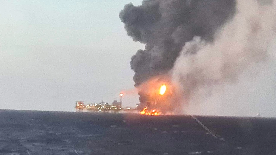 Incendio en plataforma Nohoch Alfa de Pemex