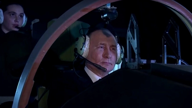 putin-pilota-avion-militar.jpg