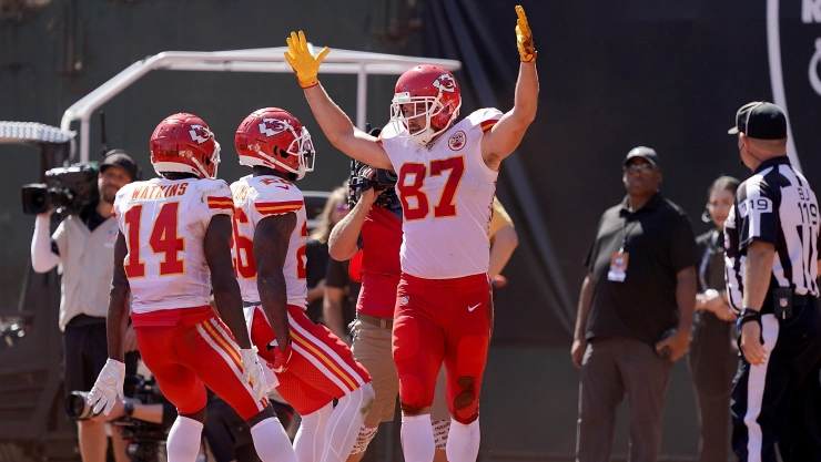 Kansas City Chiefs v Oakland Raiders