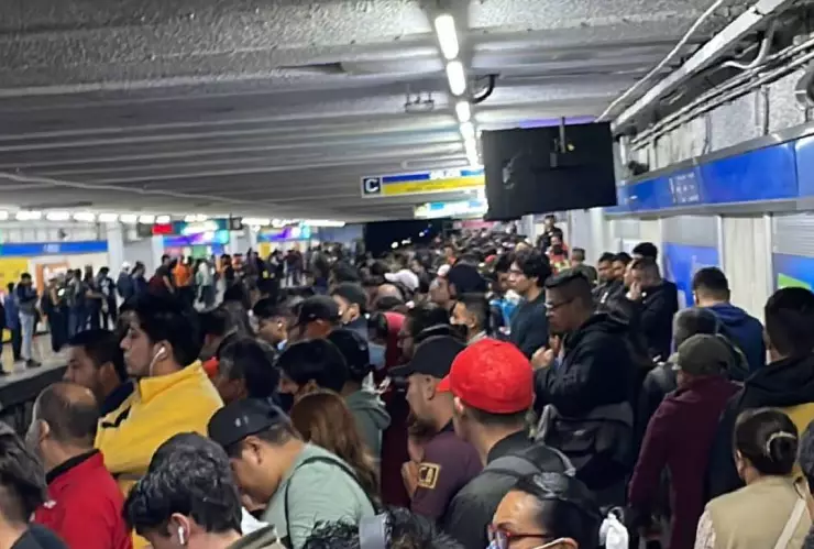 Retrasos en el Metro CDMX de hasta 20 minutos