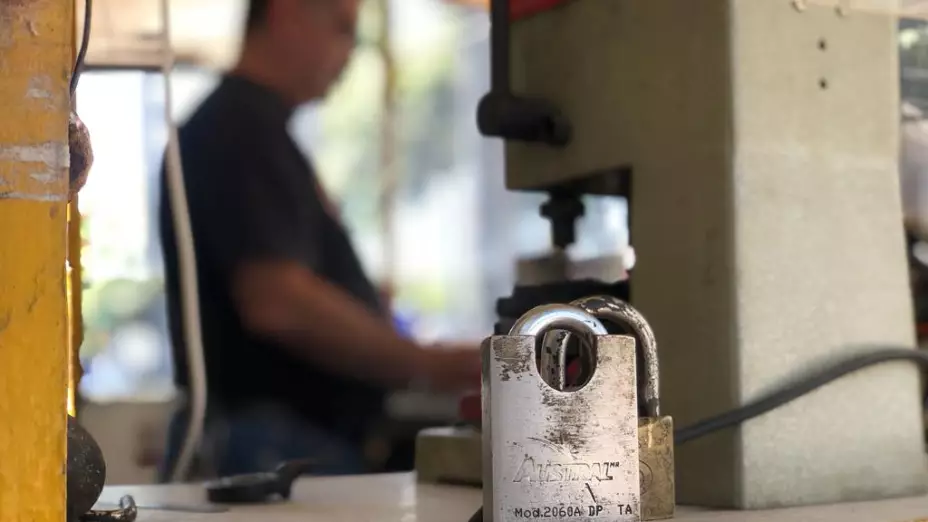 Cerrajero oficio candado delincuencia Roberto Domínguez