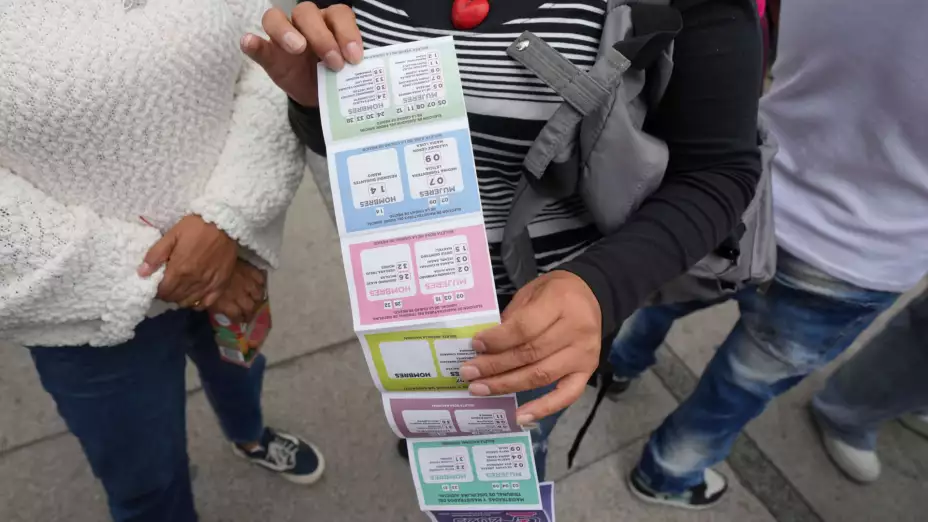 Folleto explicativo sobre votación de jueces en México