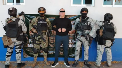 Detienen a José Ángel Cannobio El Guerito en la colonia Las Quintas en Culiacán. (2).jpg