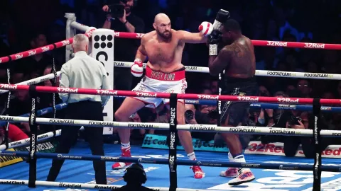 Tyson Fury noquea en seis rounds a Dillian Whyte en Wembley