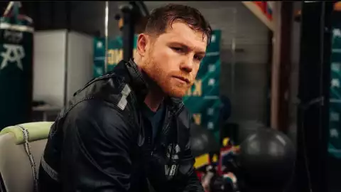 ¿Cuántas peleas tiene Canelo Álvarez fuera de Estados Unidos?