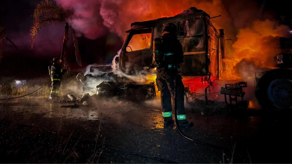 Rayo impacta un tráiler.png