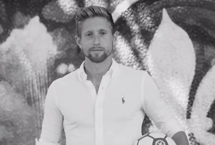 Fallece futbolista tras caer desde una altura de más de 70 metros.