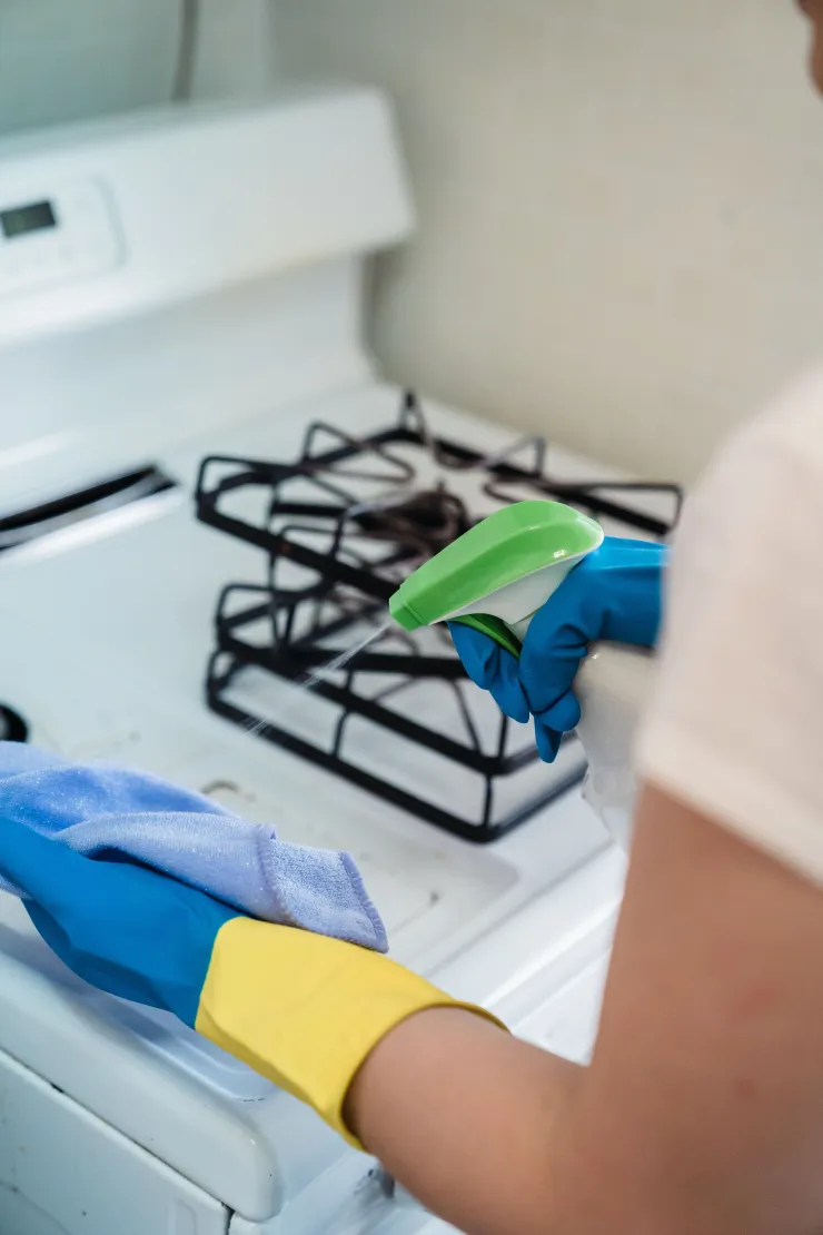 Desengrasar la estufa: 3 pasos para limpiar hornillas y rejillas sin esfuerzo