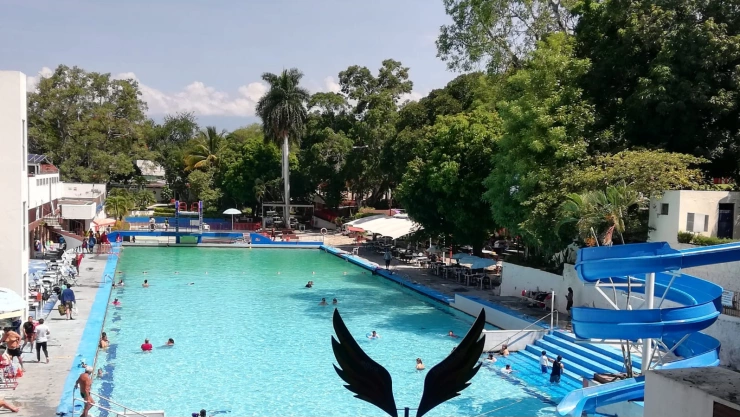 Balneario Agua Hedionda