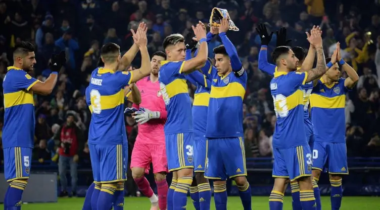 Equipo de Boca jrs en la Bombonera