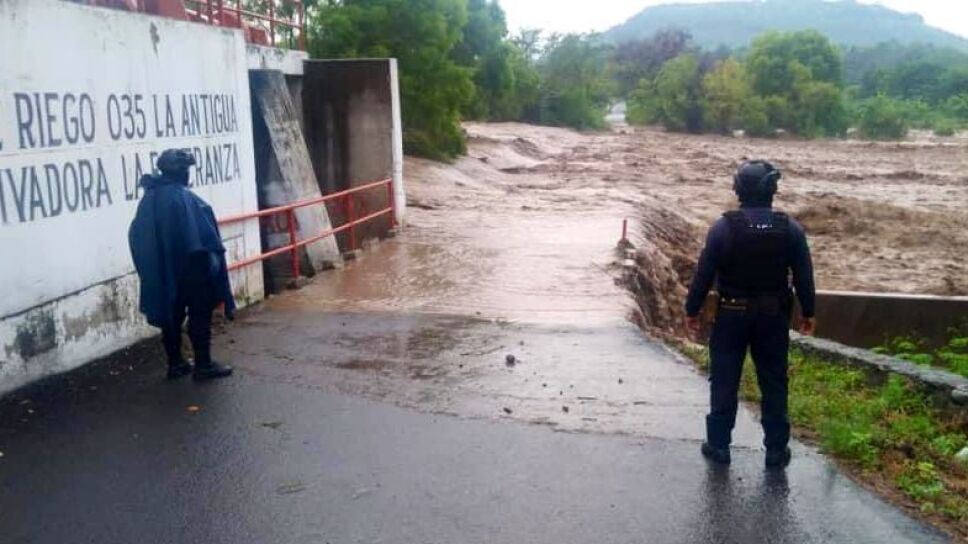 Huracán Grace deja 8 muertos y 3 desaparecidos en Veracruz